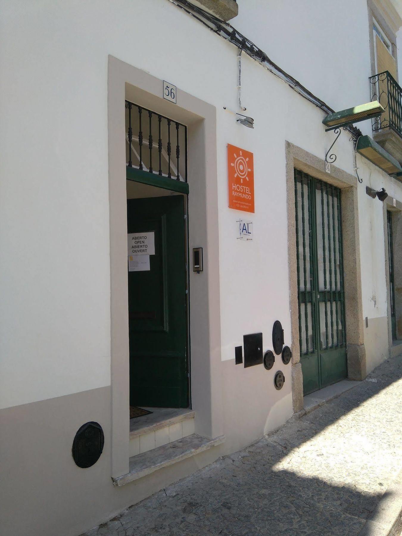 Hostel Raymundo Евора Екстериор снимка