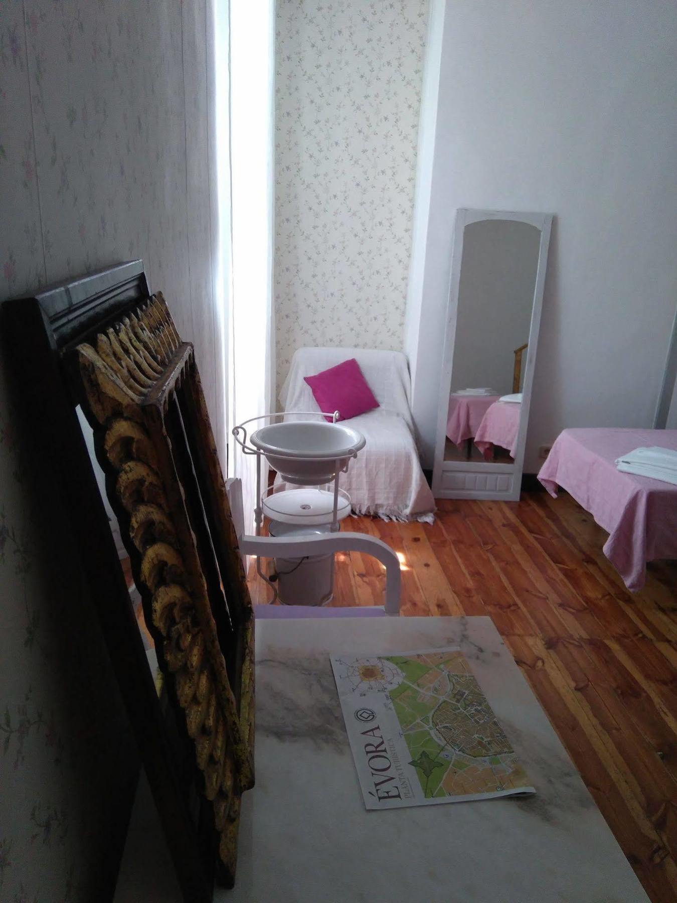 Hostel Raymundo Евора Екстериор снимка
